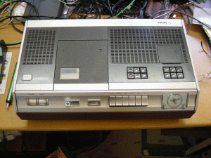 технологии второй половины 20 века: Philips N1500 VCR