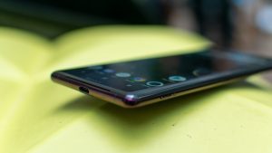 Sony Xperia XZ3 2018 бордовый