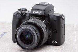 Canon EOS M50