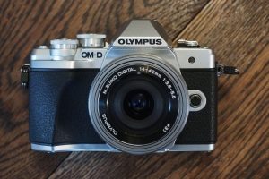 Olympus OM-D E-M10 Mark III