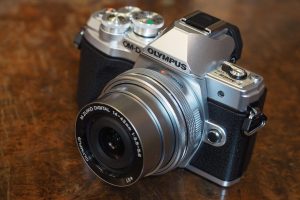 Olympus OM-D E-M10 Mark III