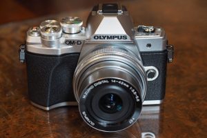 Olympus OM-D E-M10 Mark III