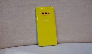 Samsung Galaxy S10e