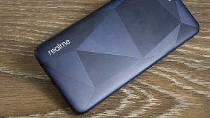 realme C2