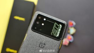 OnePlus 8T в стиле Cyberpunk 2077