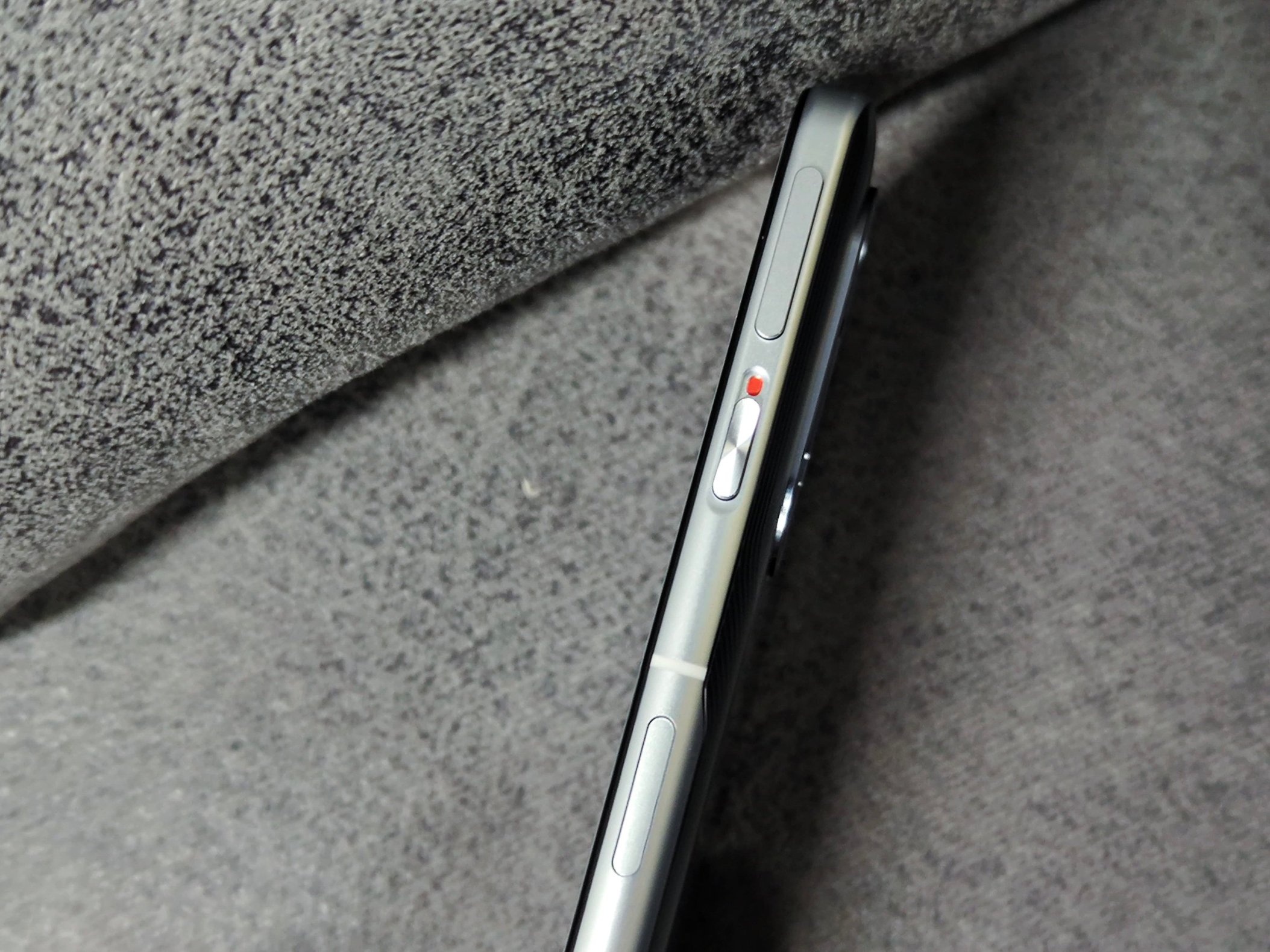 смартфоны Xiaomi со стереозвуком